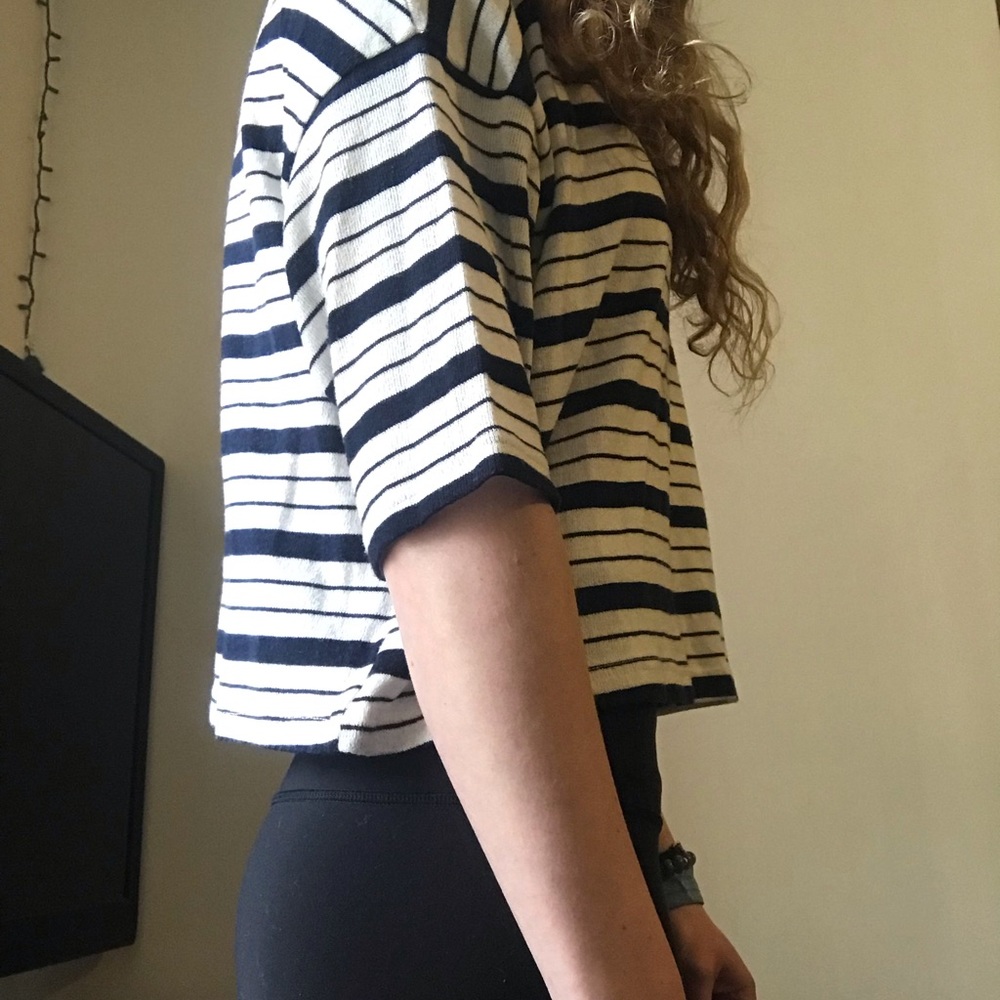Cropped T - Picture 2 of 5